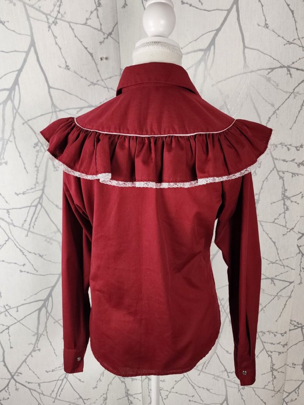 Caravan VTG Red Ruffle Pearl Snap Western Festival Blouse - Picture 4 of 6